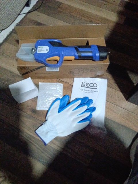 Electric Pruner