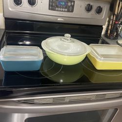 Vintage Colored Pyrex Cookware