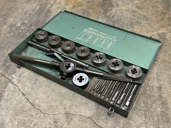 Vintage Greenfield Screw Plate Tap & Die Set