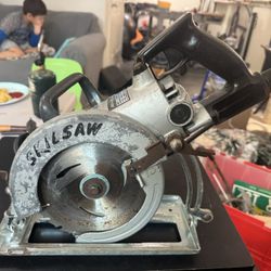 Skilsaw Model 77 7-1/4” Worm Drive Circular Saw - Heavy Duty - $75 