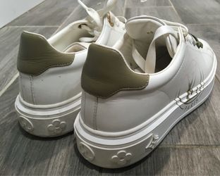 LOUIS VUITTON TIME OUT SNEAKERS WHITE WITH GREEN OMBRÉ WOMENS Size 36 USA SIZE 6