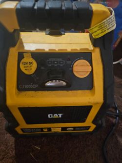 CAT CJ1000CP Jump Starter Power Station w/ Air Compressor & 200W Inverter