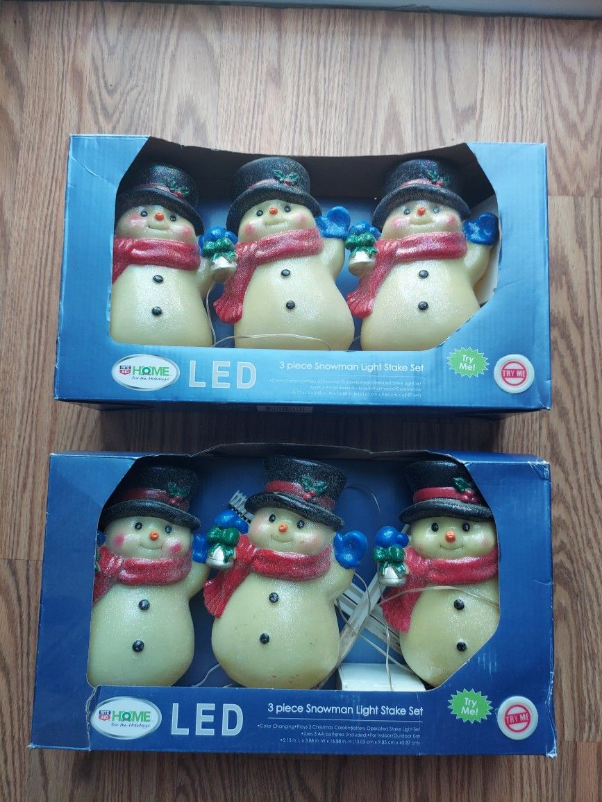 2 Sets Led 3 Piece Color Changing Snowman Light Stakes Yard Decorations
