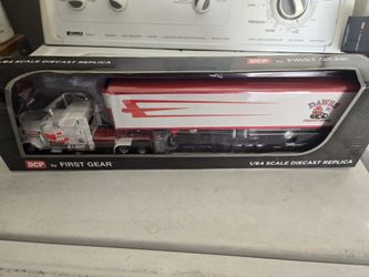DCP Peterbilt 1/64