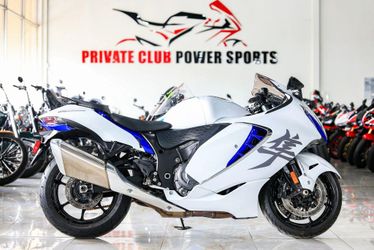 2023 Suzuki GSX-S1300