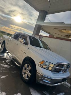 2010 DODGE RAM