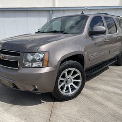 2014 Chevy Suburban 