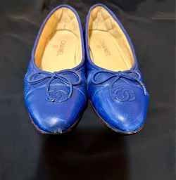 CHANEL Royal Blue Quilted Leather Ballet Flats with CC Bow