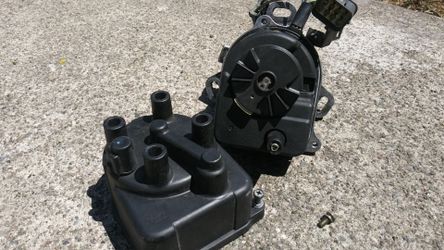 Honda civic distributor with cap and rotor TD-41U. 5A25