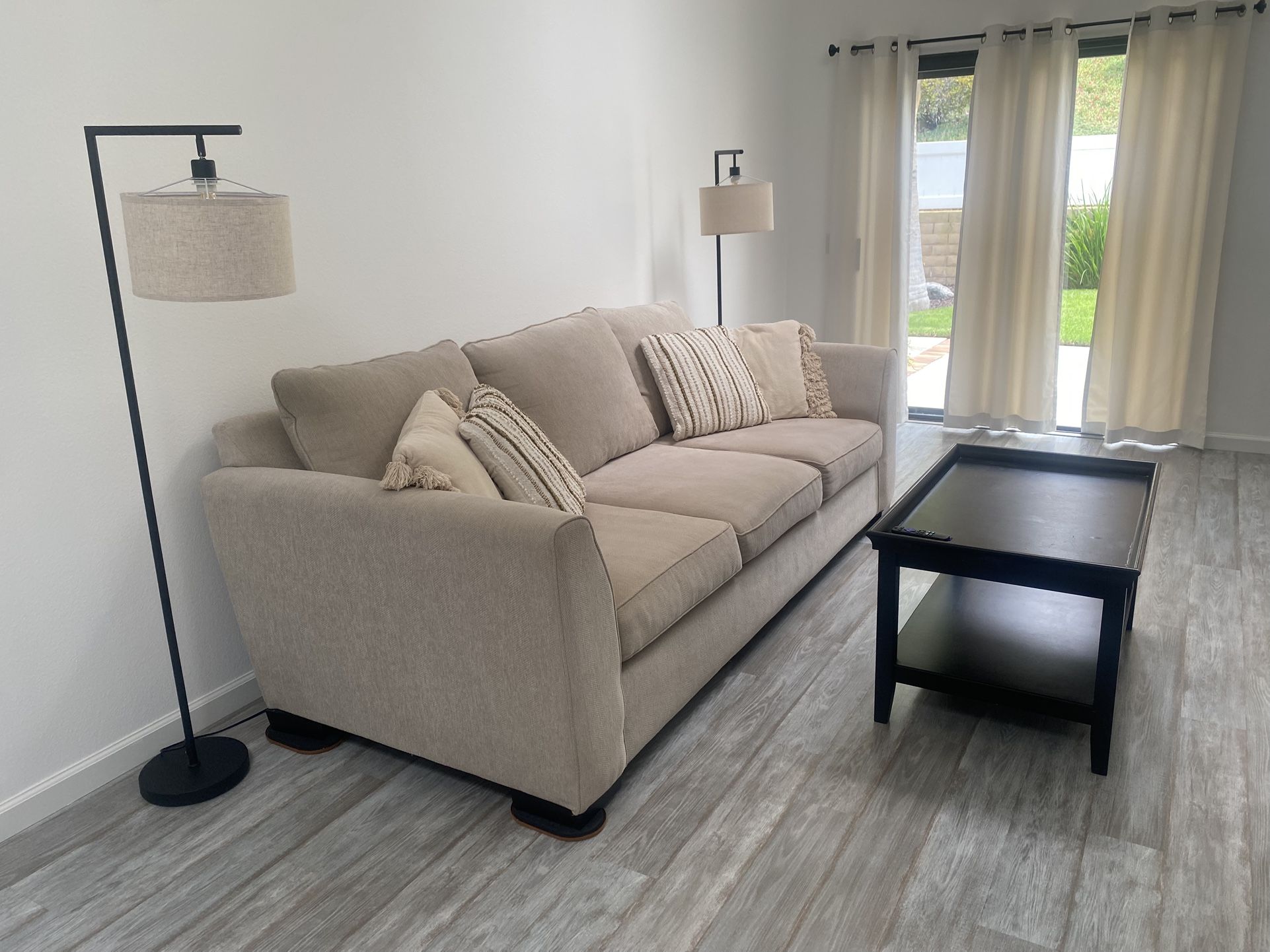 Beautiful Sofa And Love Seat! Great Condition!