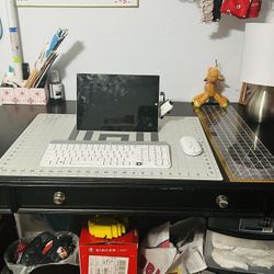 Desk Or Vanity With Drawer 48X 28 