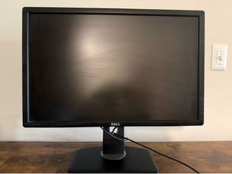Dell 24” desktop monitor / laptop compatible