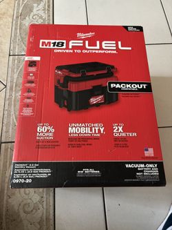 Milwaukee M18 Fuel Packout 2.5 Gal Wet/dry Vacuum
