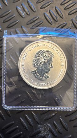 .999 1 OZT Silver Queens Rocket & Walking Lib  Fine Art Round