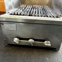 Char Grill | 3-Burner | Countertop | Used | Gas