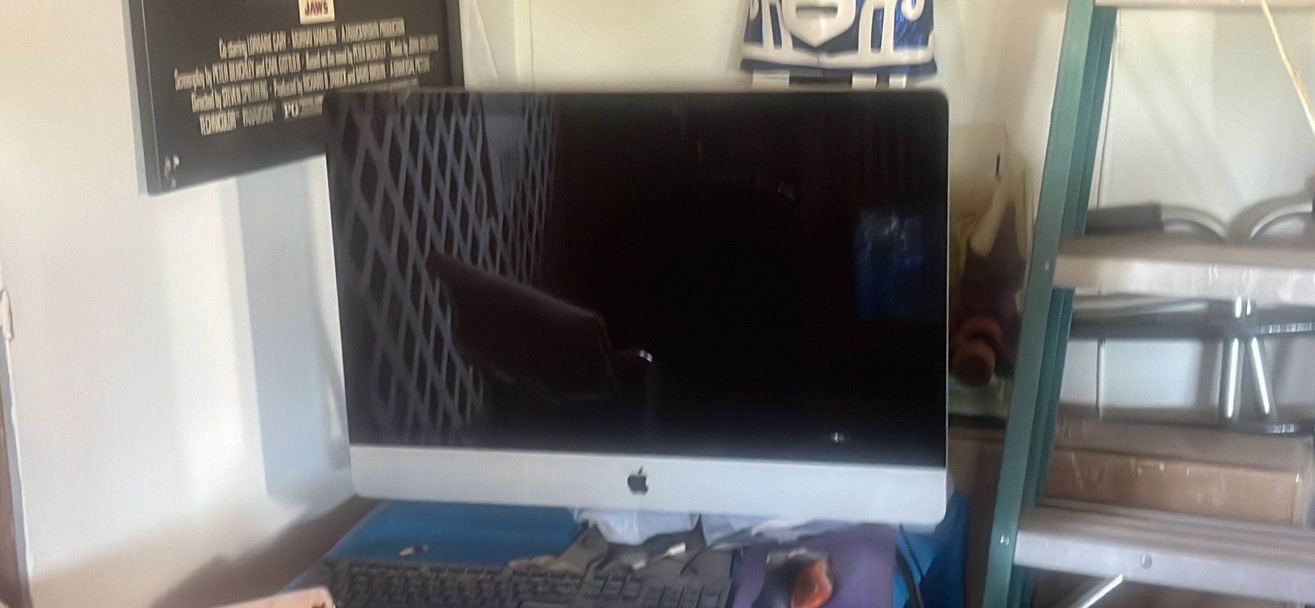 Apple iMac Desktop Computer