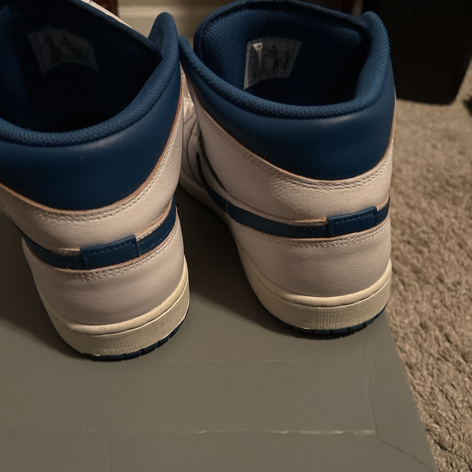 Air Jordan 1