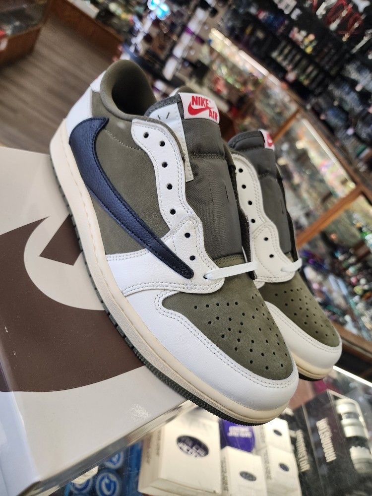 DS Travis Scott Reverse Olive Jordan 1 Nike