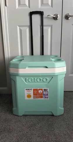 Igloo Latitude 94 Cans/60qt Rolling Cooler - Seafoam
