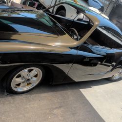 1961 Volkswagen Karmann-Ghia on offerup