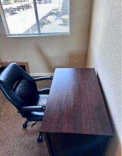 Desk & Chair Combo – Must Go ASAP! (Moving Sale)