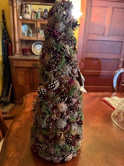 New pine cone tree 26” tall