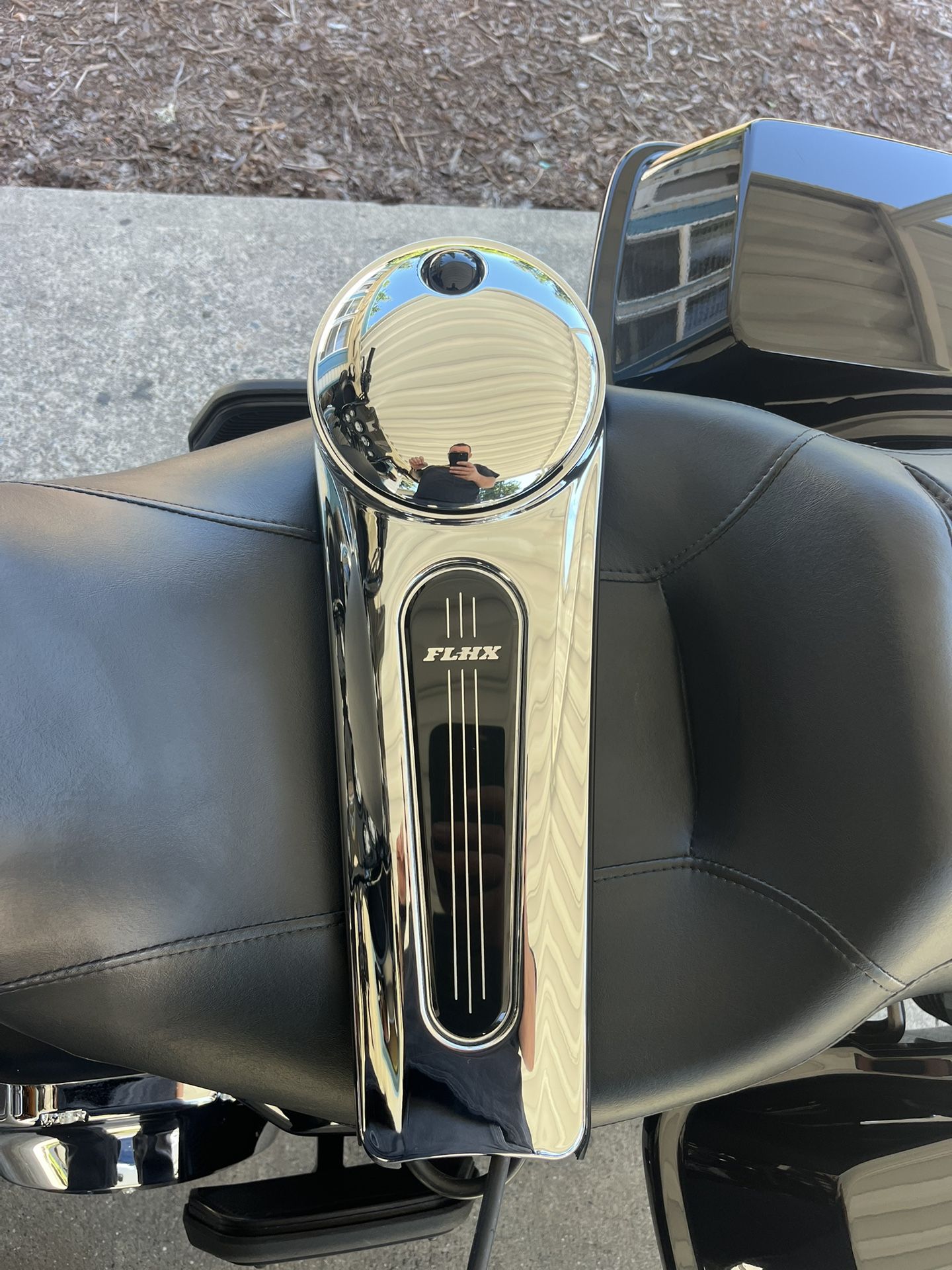 2010 Street Glide FLHX Tank Topper