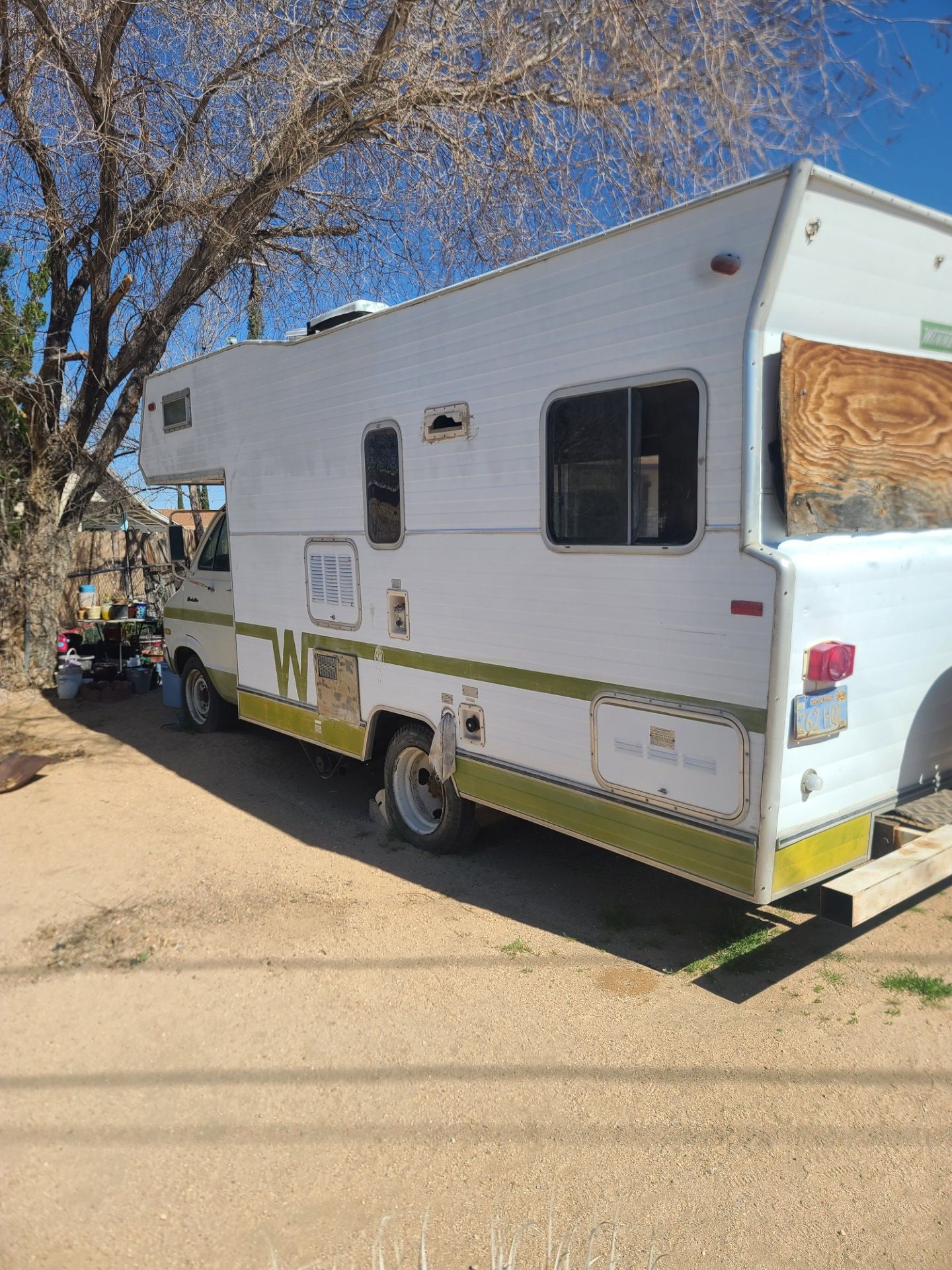 1973 Winnie bagel rv for Sale in Hesperia, CA - OfferUp