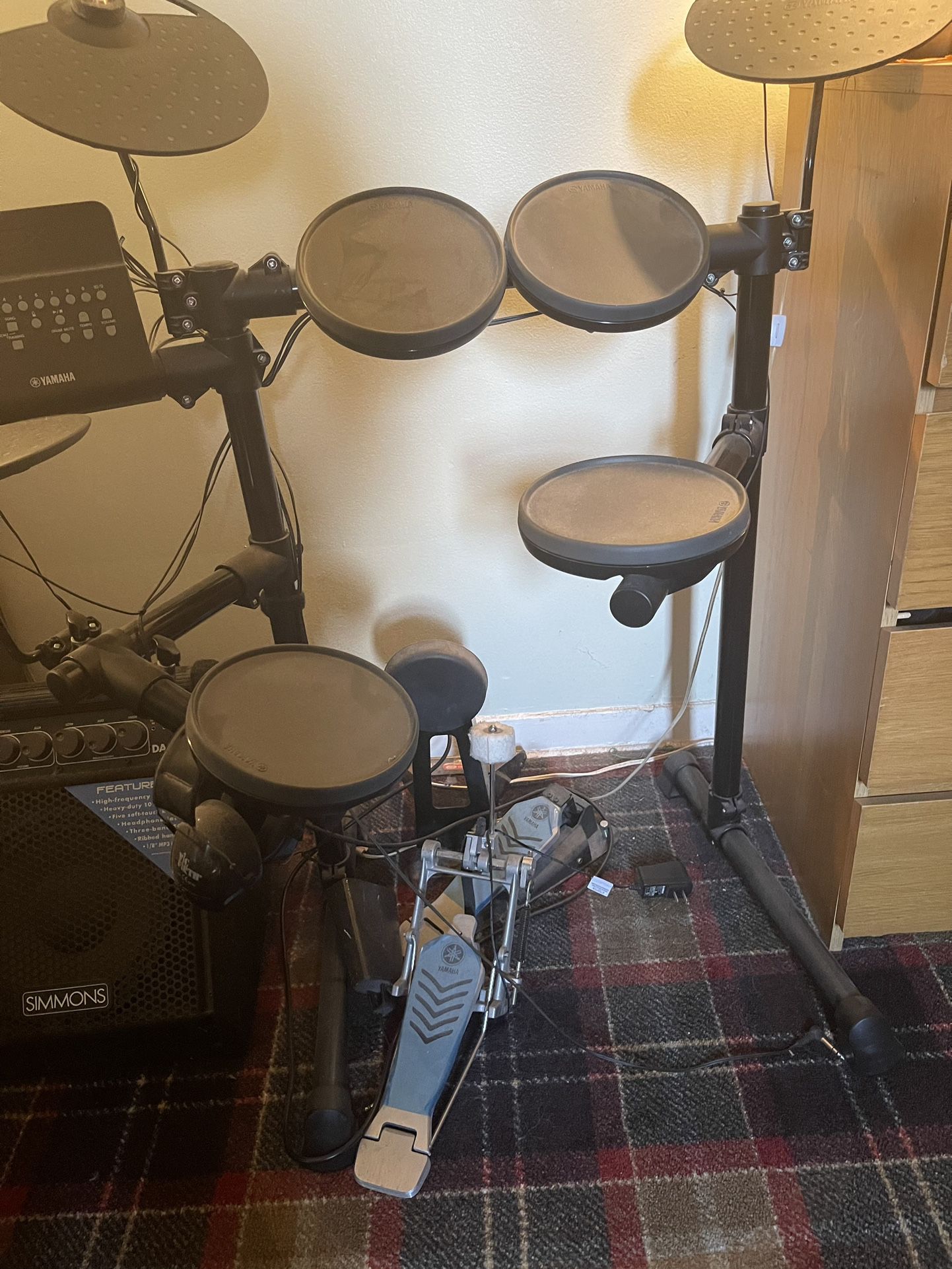 Yamaha DTX Electronic Drum set 