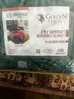 Dahdoul Home Golden Lion 2 Ply Supersoft Reversible Queen Blanket Green