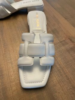 Anne Klein White Sandals Size 7 1/2