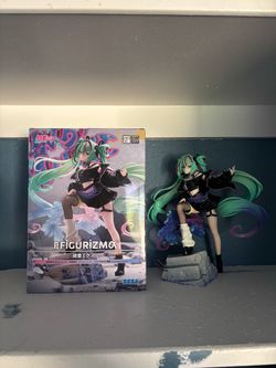 Hatsune Miku Punk Figure