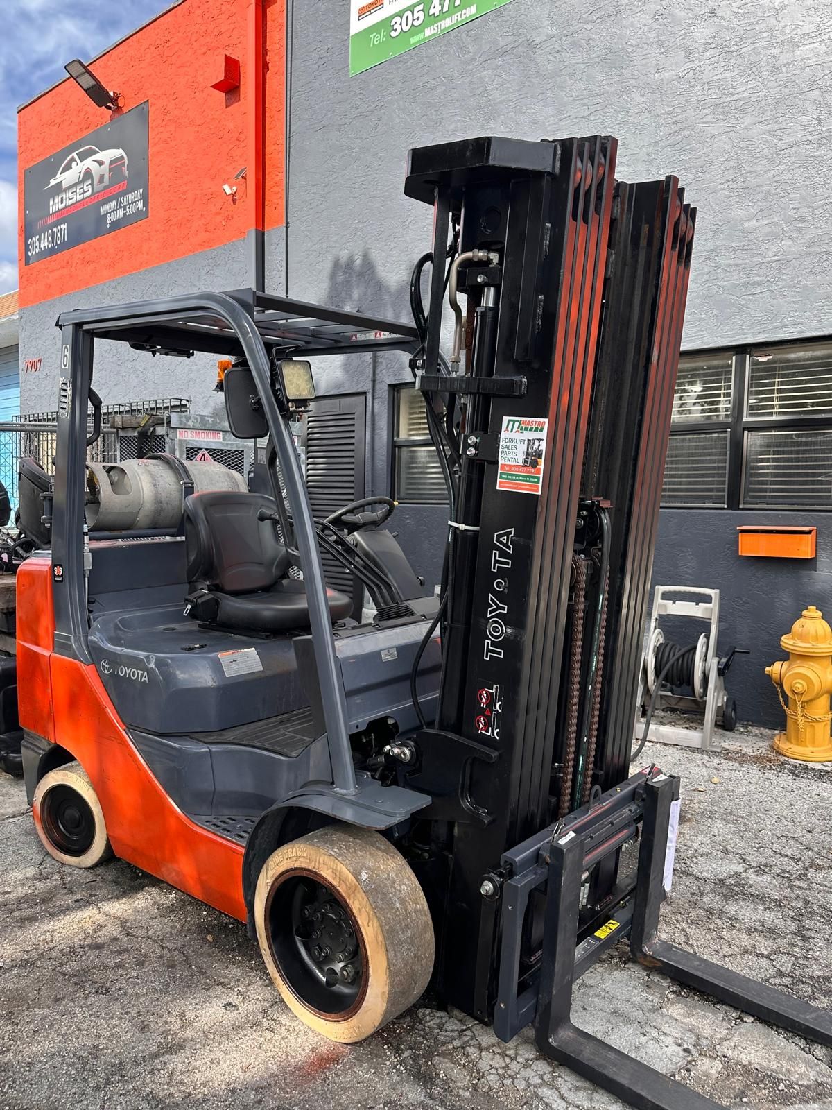 Forklift 8FGCU32 Quadmasdt