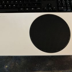 Xbox Series s And Onn 120hz Monitor 