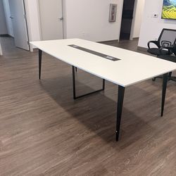 Mesa / Table