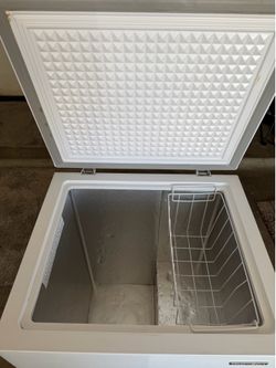 Chest freezer
