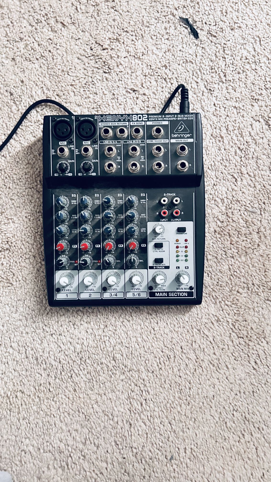 XENYX 802 Mixer