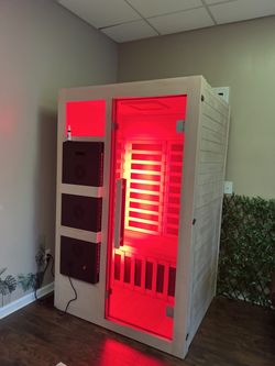2025 Heavenly Heat Medium Sauna Like New 2-3 Person Capacity - Dallas, GA