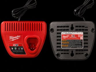 Milwaukee M 12 charger