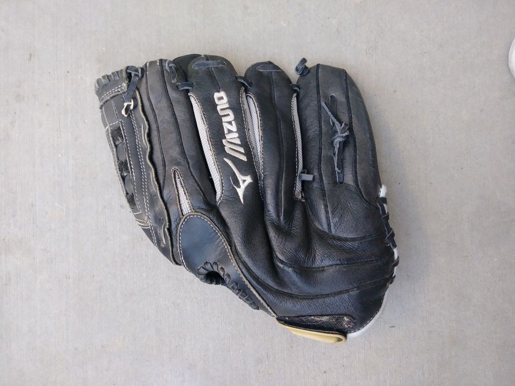 Mizuno Lefties Baseball Glove 13 In