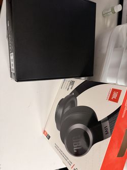 JBL LIVE 660 HEADPHONES
