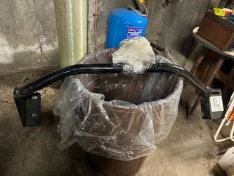 “Curt” p/n 12113 trailer hitch
