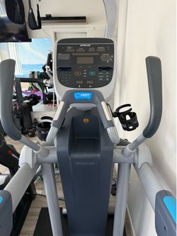Elliptical-precor AMT with open stride