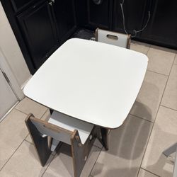 Kids Pull Apart Table