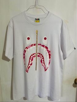shark size medium all white