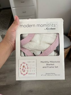 Milestone blanket and heart