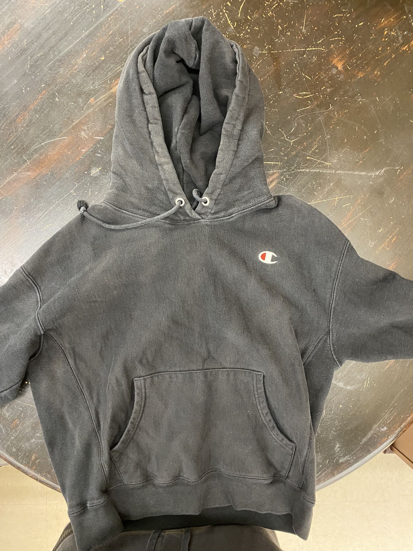 Champion black hoodie L