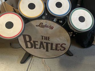 Nintendo Wii The Beatles Rock Band - Complete, needs TLC, READ