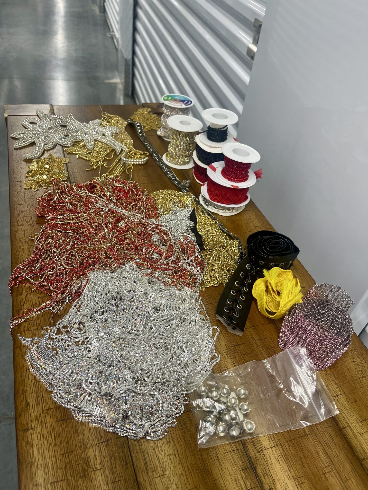 Fabric Trimmings & Appliqués