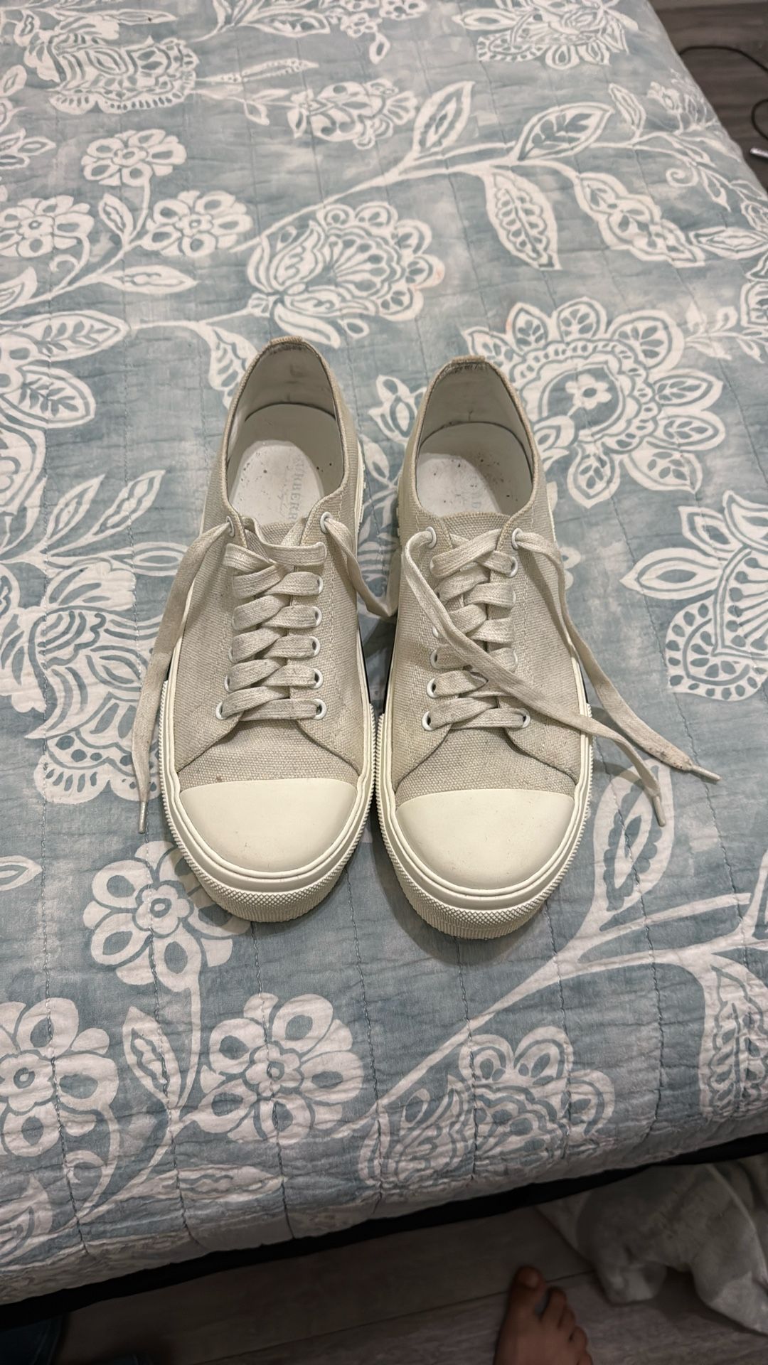 White Burberry Shoes